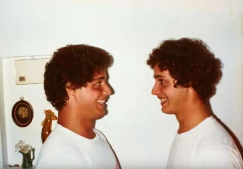 three identical strangers 