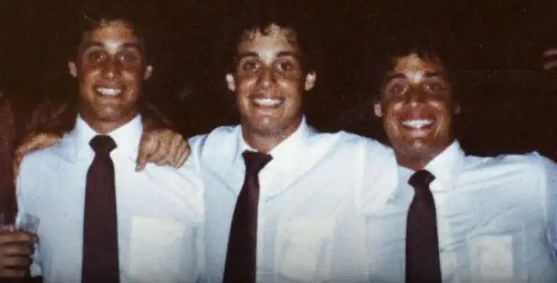 three identical strangers 3