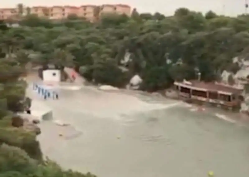 tsunami maiorca e minorca 4