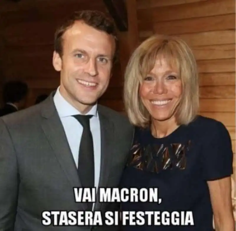 tweet e meme dopo la finale del mondiale francia croazia   macron e brigitte