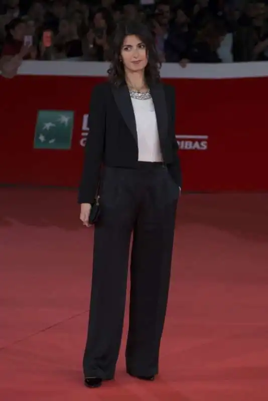 virginia raggi 8