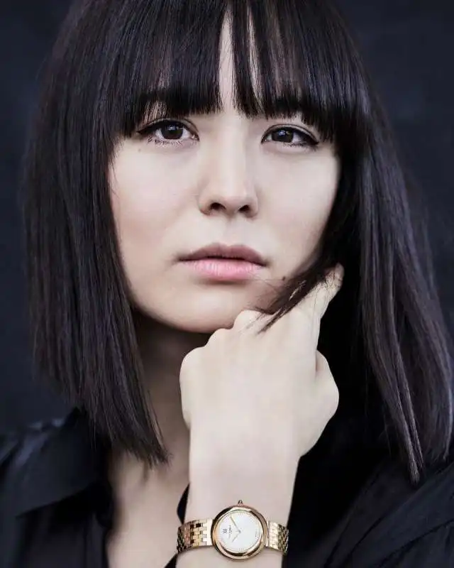 alice sara ott 25