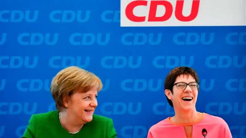 angela merkel annegret kramp karrenbauer