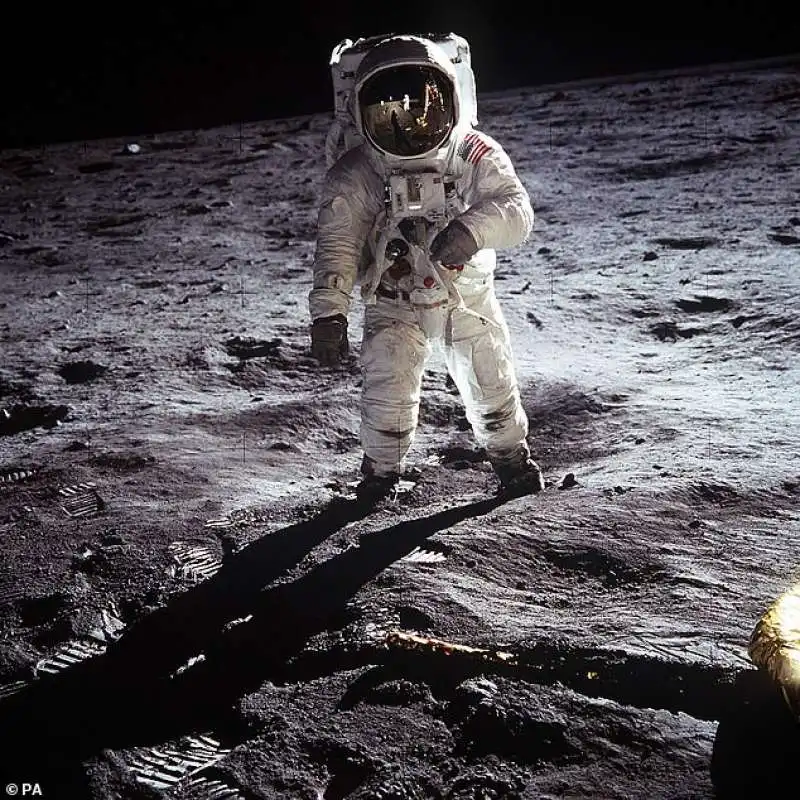 buzz aldrin sulla luna