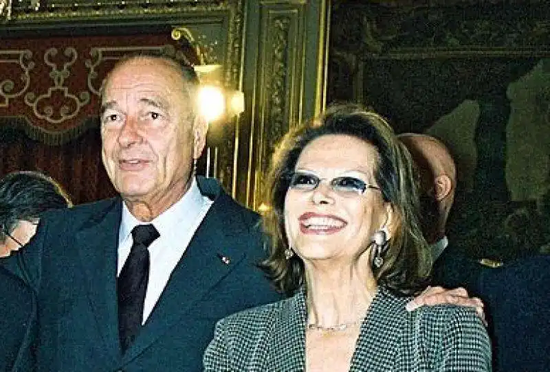 Chirac in compagnia di Claudia Cardinale