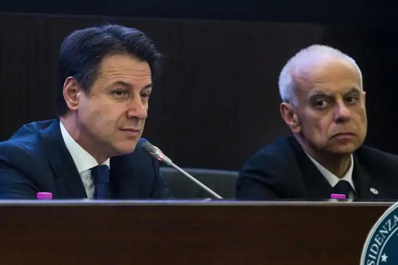 Conte e Gennaro Vecchione 