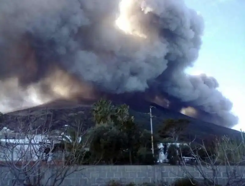 eruzione stromboli 1