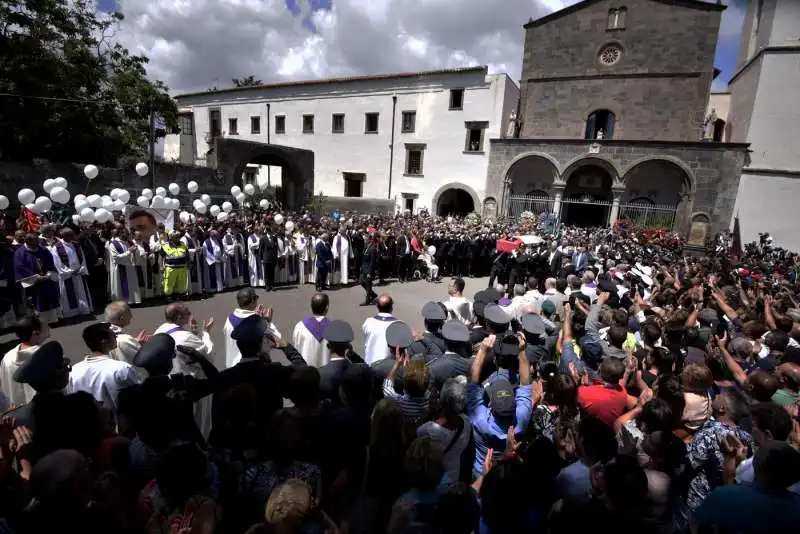 i funerali di mario cerciello rega a somma vesuviana 41