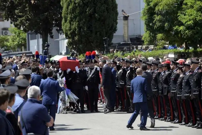 i funerali di mario cerciello rega a somma vesuviana 9