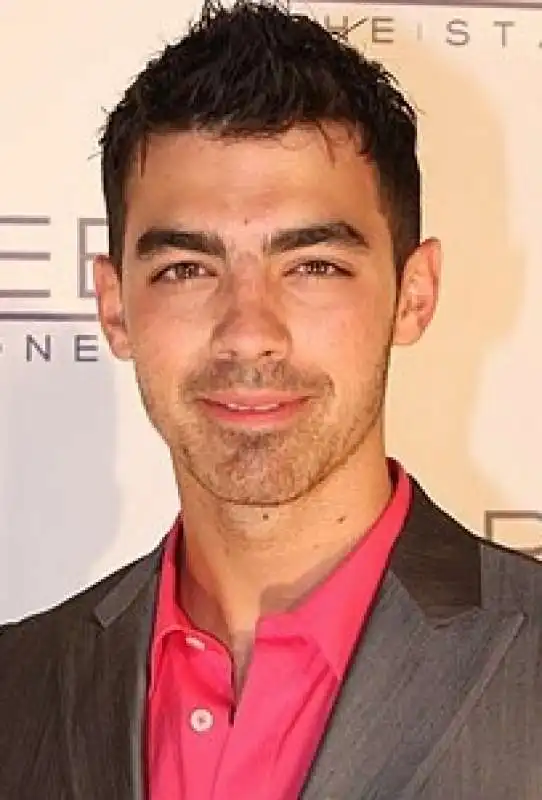 joe jonas