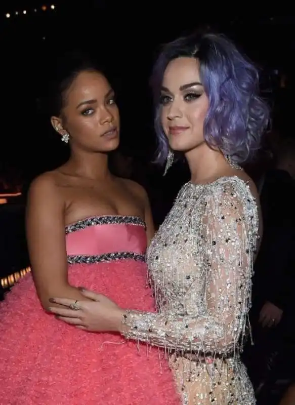 katy perry rihanna 2