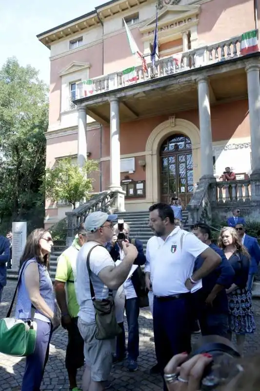 matteo salvini a bibbiano 5