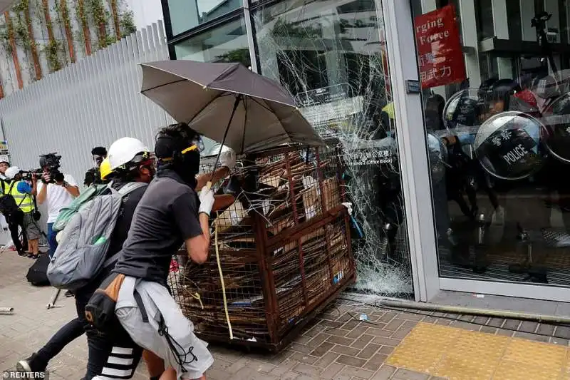 proteste hong kong luglio 2019  11