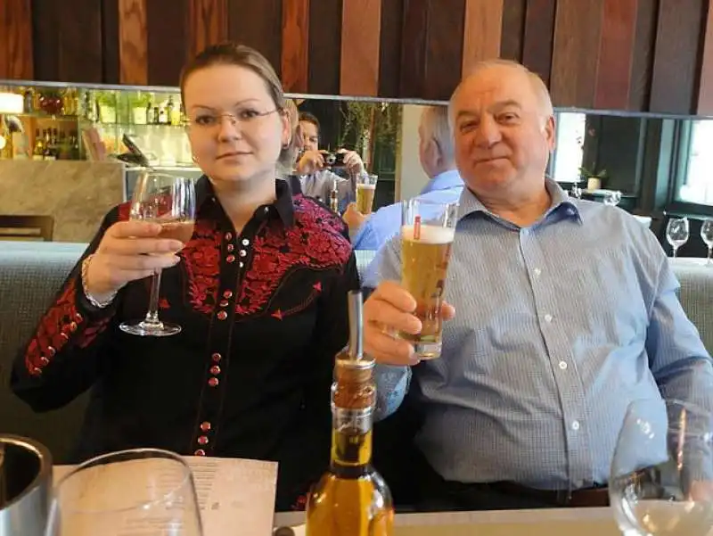 sergei skripal con la figlia yulia