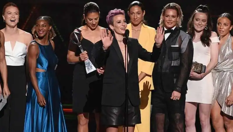 squadra di calcio femminile usa vince l'espys 2