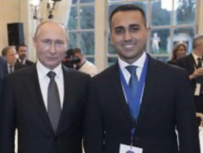 VLADIMIR PUTIN CON LUIGI DI MAIO