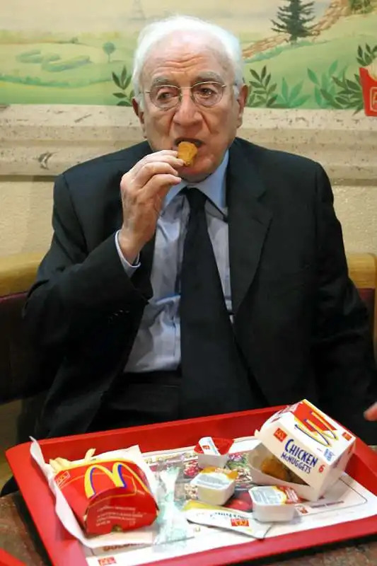 francesco cossiga al mcdonalds