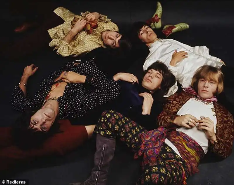 i rolling stones nel 1968   charlie watts, bill wyman, brian jones, mick jagger e keith richards