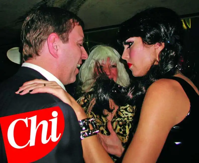 IL PRINCIPE ANDREA E GHISLAINE MAXWELL AL PARTY 'PROSTITUTE E PROTETTORI'