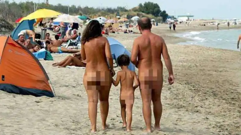 nudisti al lido di dante ravenna 