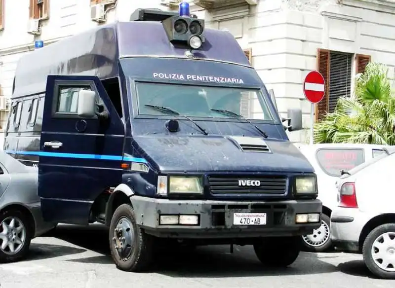 polizia penitenziaria 