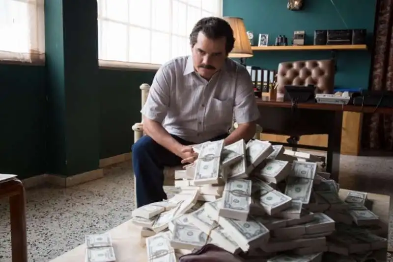 wagner moura interpreta pablo escobar in narcos