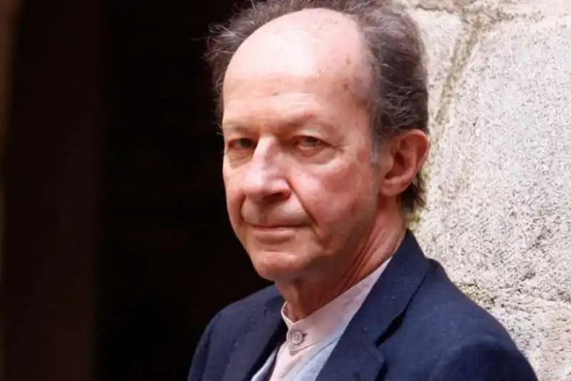 AGAMBEN