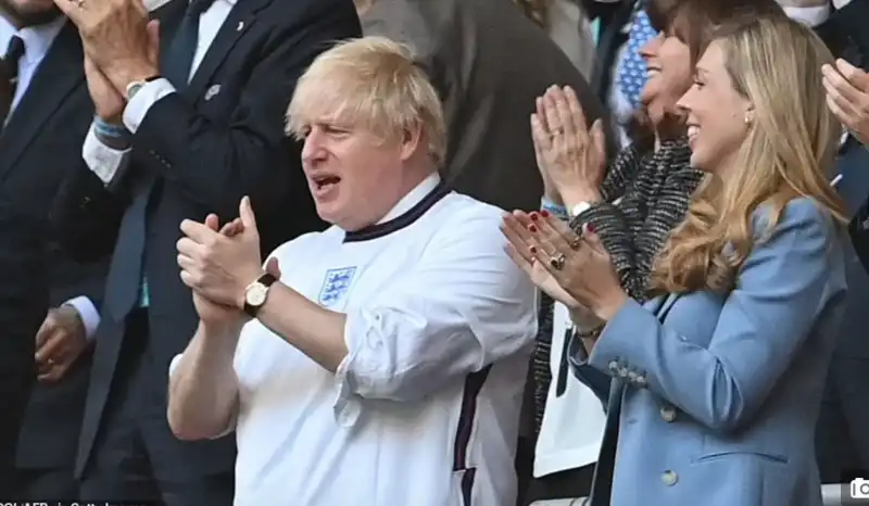 inghilterra danimarca boris johnson