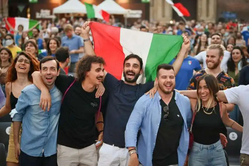 italia inghilterra a bologna 12