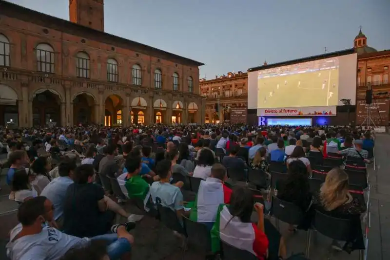 italia inghilterra a bologna 25