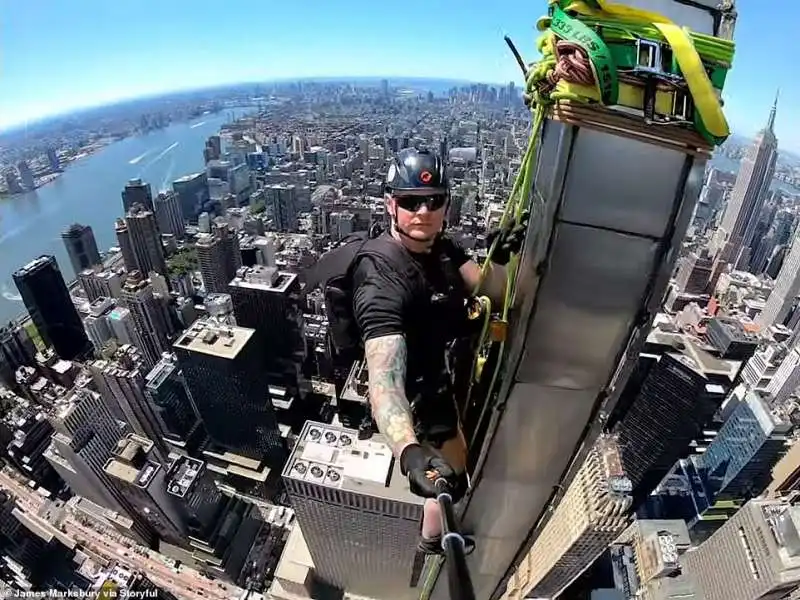 James Marksbury sul Chrysler Building