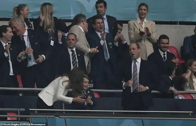 Kate, George e William dopo il gol di Shaw 5