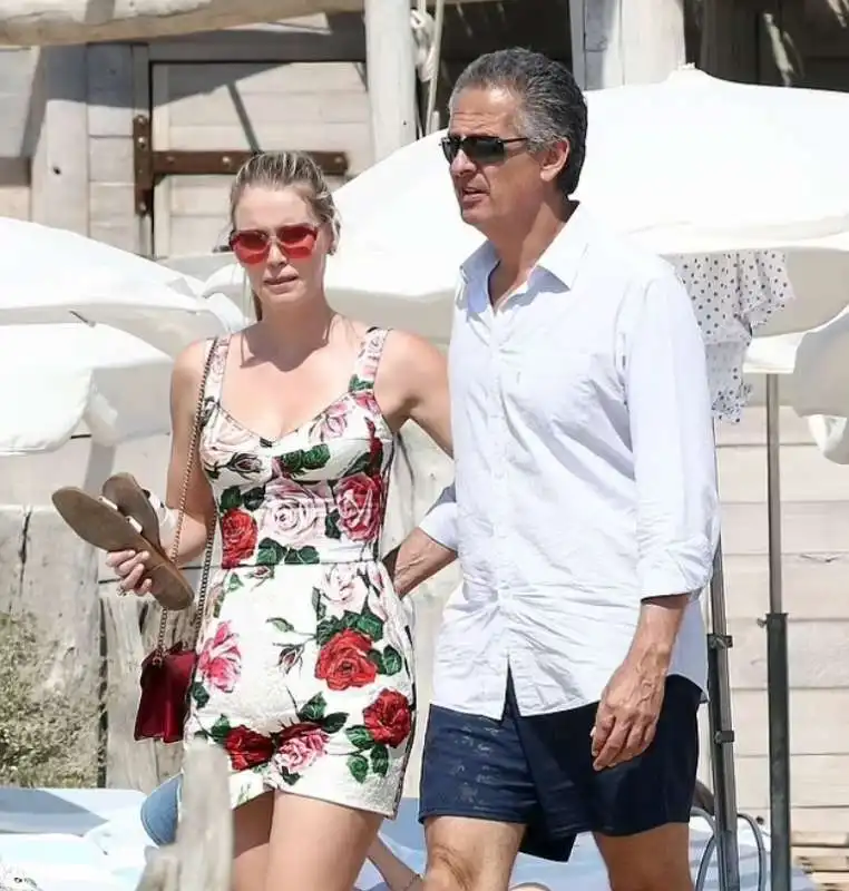 kitty spencer con il (futuro) marito michael lewis a st tropez nel 2019