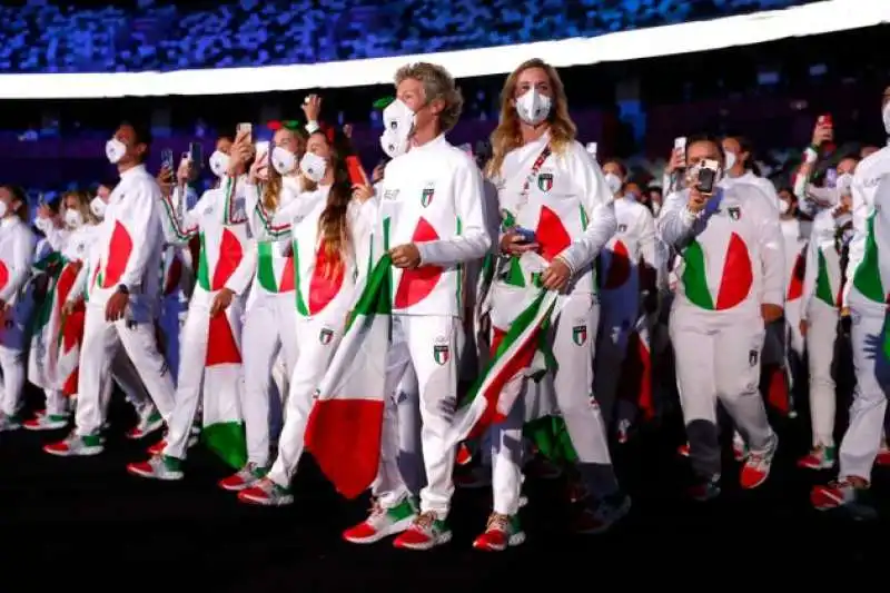 la delegazione italiana alla cerimonia inaugurale di tokyo 2020