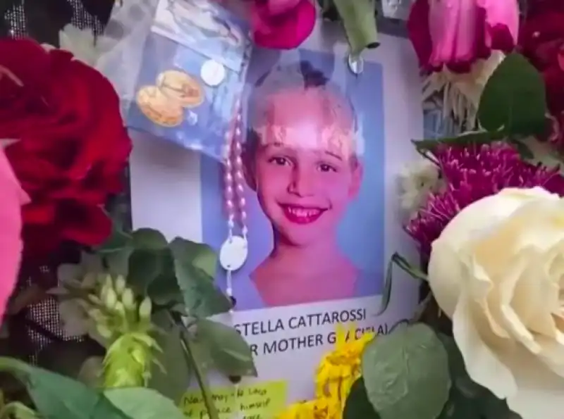 LA FOTO DELLA BAMBINA RITROVATA MORTA SOTTO LE MACERIE DEL PALAZZO A MIAMI