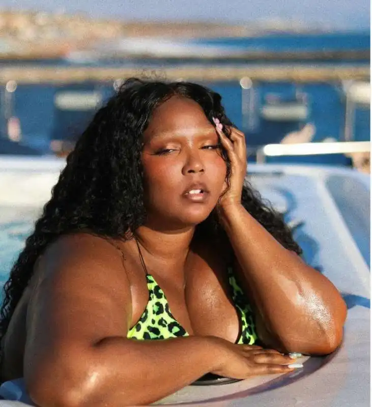 lizzo 6