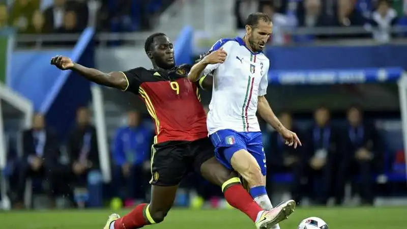 lukaku chiellini