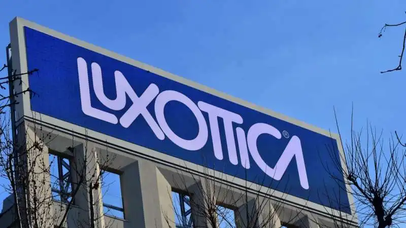 luxottica 1