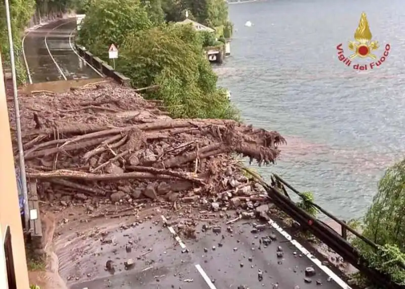 maltempo   esondazioni e piogge in provincia di como  9