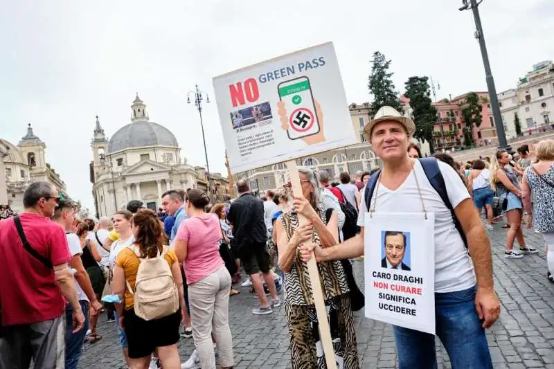 manifestazione contro il green pass a roma9