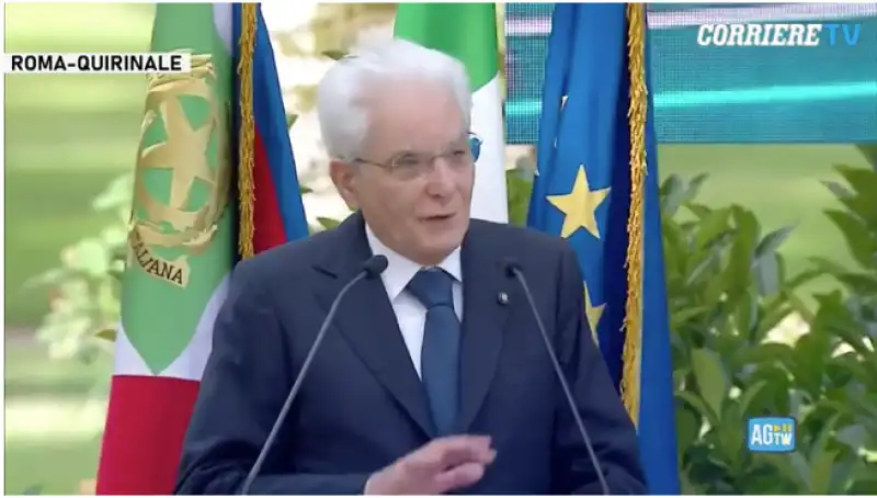 MATTARELLA AZZURRI AL QUIRINALE