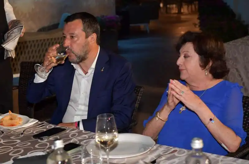 matteo salvini a tavola con simonetta matone  foto di bacco (2)