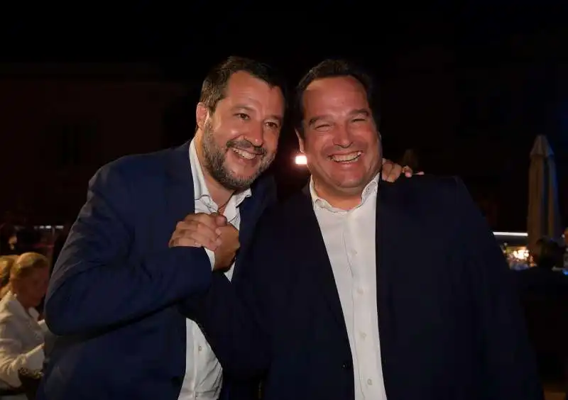 matteo salvini saluta claudio durigon  foto di bacco (3)