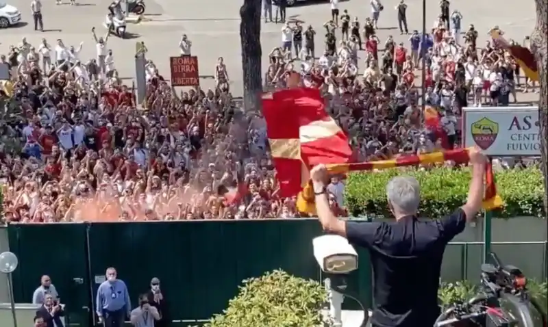 mourinho a trigoria