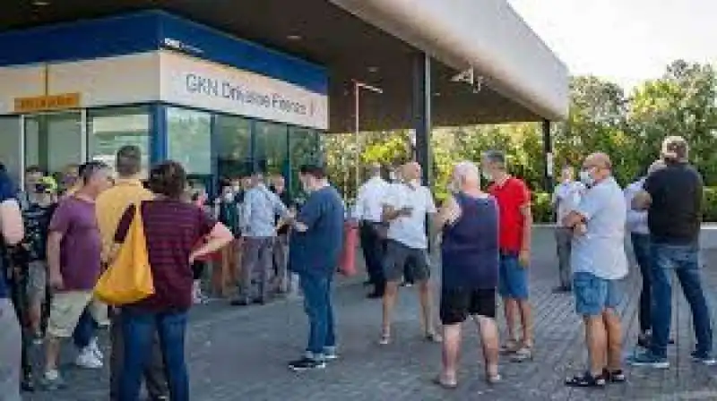 proteste alla gkn di firenze 5