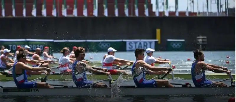 quattro senza canottaggio Matteo Castaldo, Marco Di Costanzo, Matteo Lodo e Giuseppe Vicino 