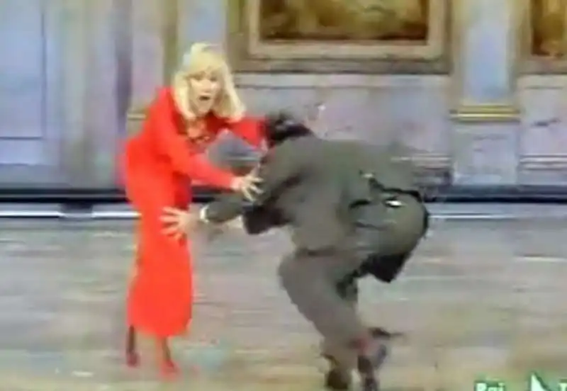 RAFFAELLA CARRA E ROBERTO BENIGNI 