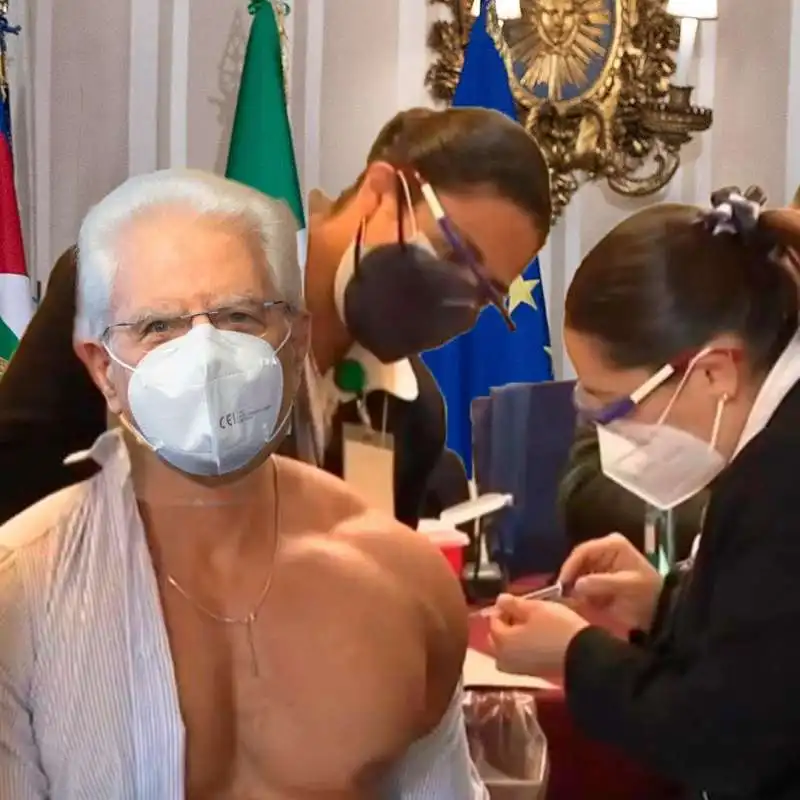 SERGIO MATTARELLA SI VACCINA - MEME 