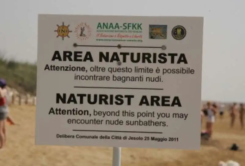 spiagge per naturisti 7