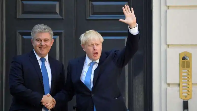 boris johnson e brandon lewis